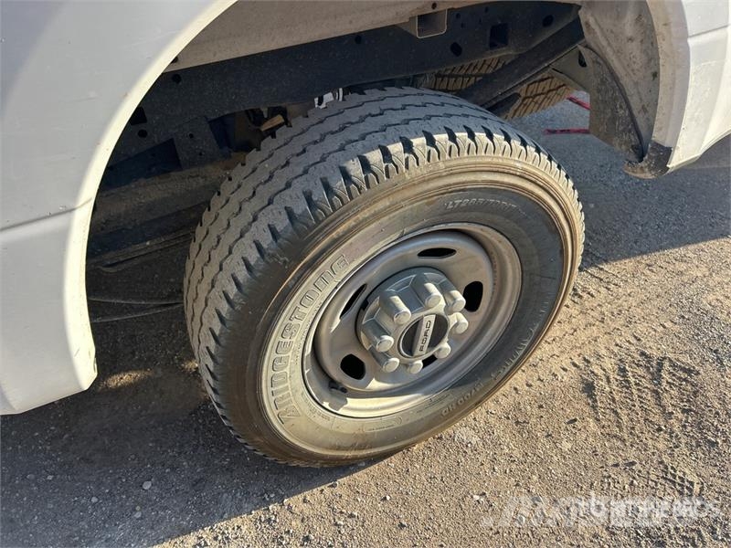 Ford F-250 XL 4x4 Extended Cab Pickup Ostalo