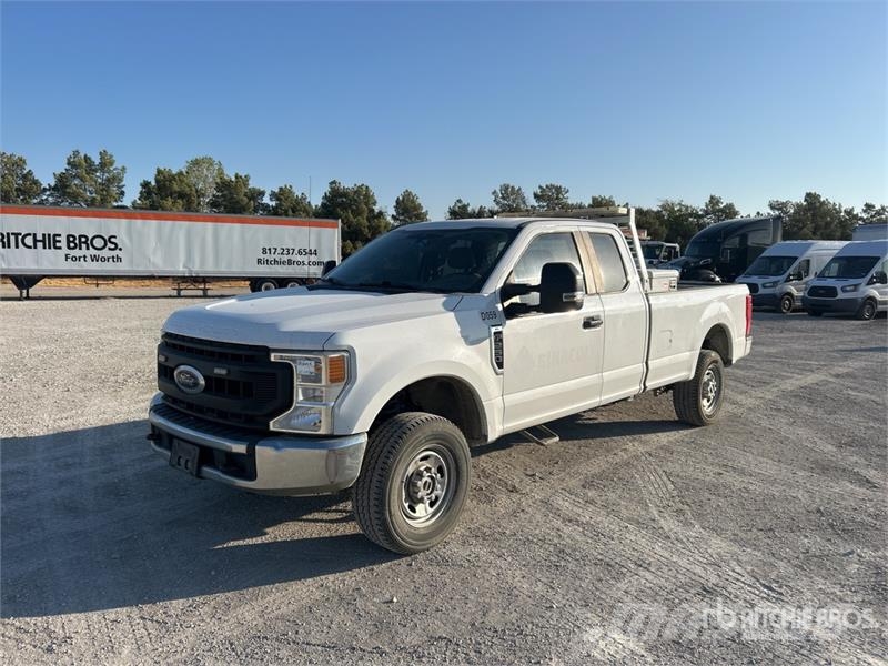 Ford F-250 XL 4x4 Extended Cab Pickup Ostalo