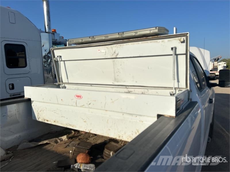 Ford F-250 XL 4x4 Extended Cab Pickup Ostalo
