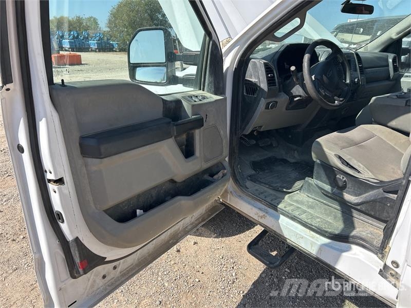 Ford F-250 XL 4x4 Extended Cab Pickup Інше