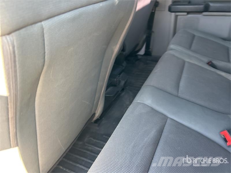 Ford F-250 XL 4x4 Extended Cab Pickup Citi