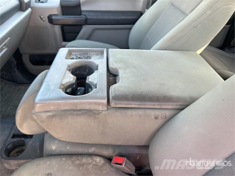 Ford F-250 XL 4x4 Extended Cab Pickup Citi