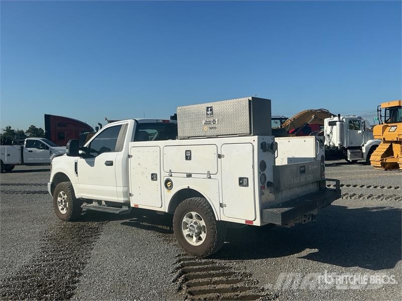 Ford F-250 XL 4x4 Service Truck Kommunalt / generelt kjøretøy