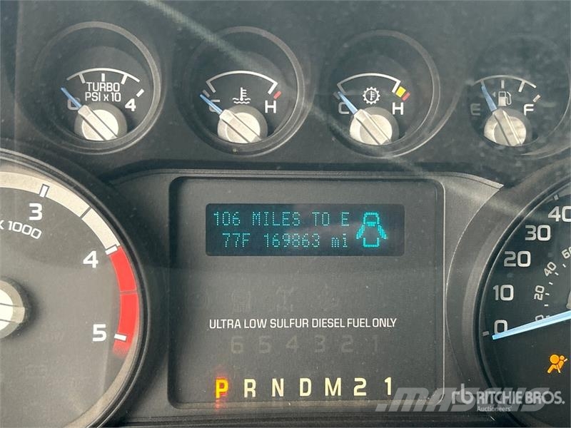 Ford F-250 XLT 4x2 Extended Cab Pickup أخرى