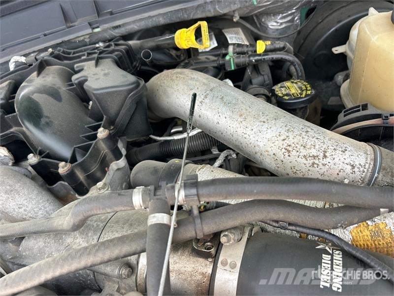 Ford F-250 XLT 4x2 Extended Cab Pickup أخرى