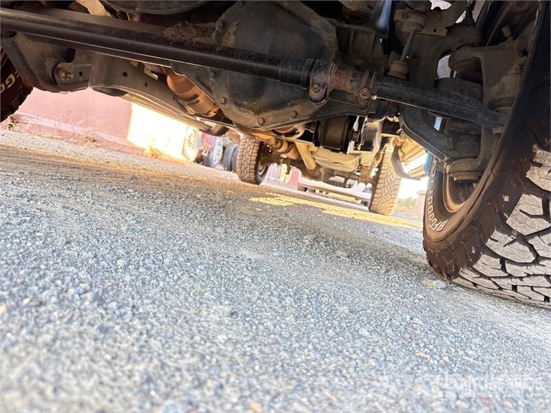Ford F-250 XLT 4x4 Crew Cab Pickup Ostalo