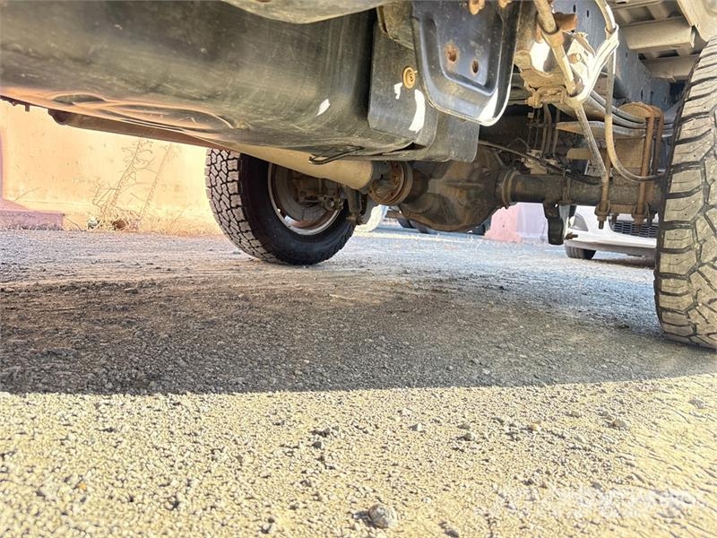 Ford F-250 XLT 4x4 Crew Cab Pickup Ostalo