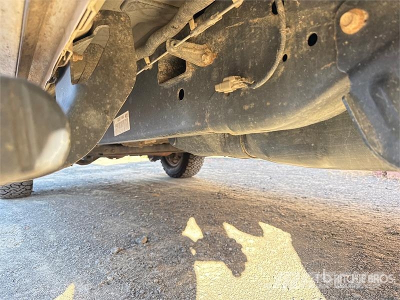 Ford F-250 XLT 4x4 Crew Cab Pickup Ostalo