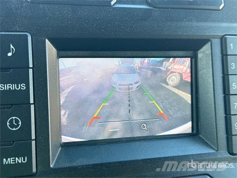 Ford F-250 XLT 4x4 Crew Cab Pickup Ostalo
