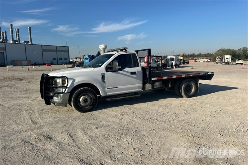 Ford F-350 Tovornjaki s kesonom/platojem