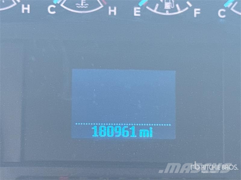 Ford F-350 平ボディー