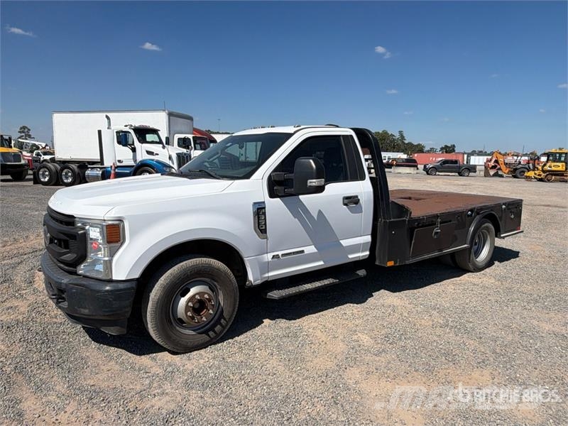Ford F-350 Tovornjaki s kesonom/platojem