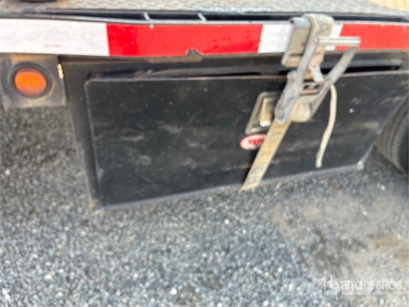 Ford F-350 Flatbed / Dropside trucks