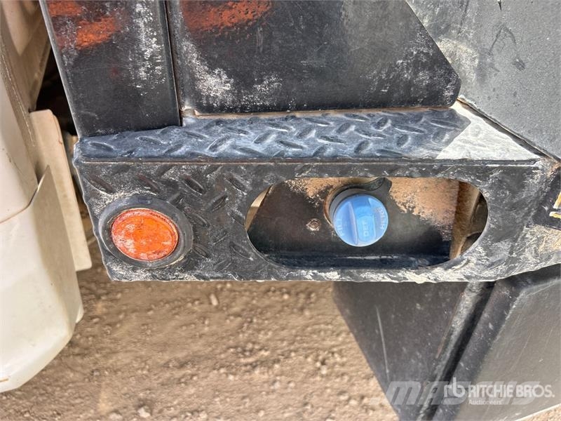 Ford F-350 플랫베드/드롭사이드 트럭