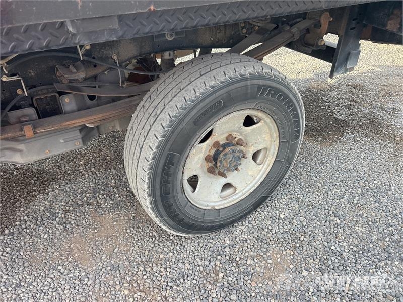 Ford F-350 Pritschenwagen/Pritschenwagen mit Seitenklappe
