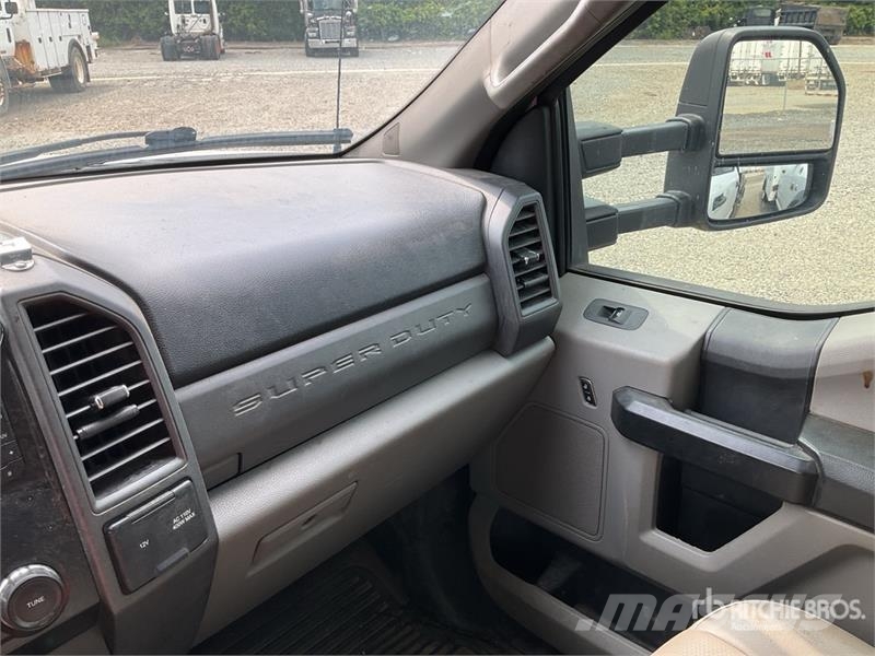 Ford F-350 Flatbed / Dropside trucks