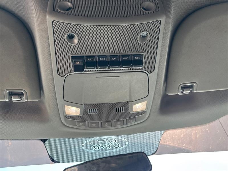 Ford F-350 Cabins and interior