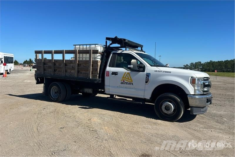 Ford F-350 Platformas/izkraušana no sāniem