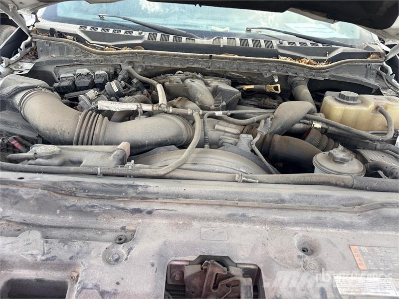 Ford F-350 Camiones de cama baja