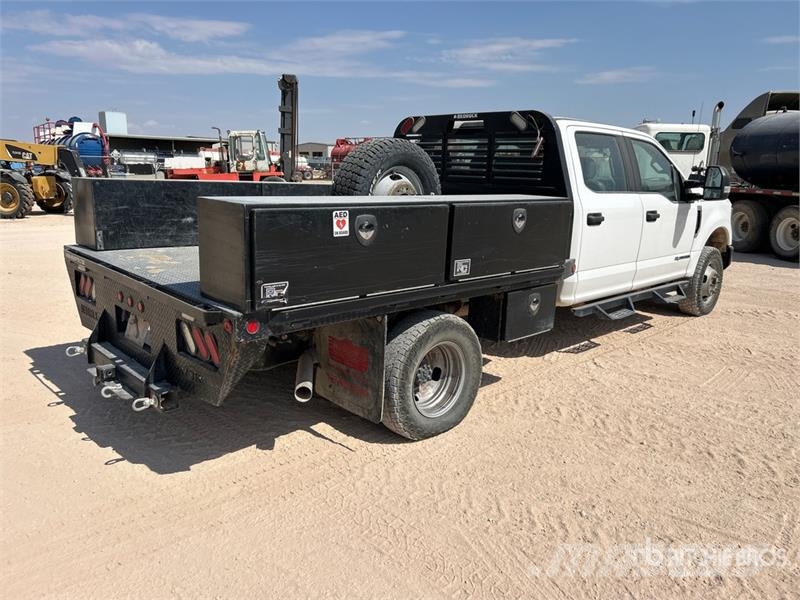 Ford F-350 플랫베드/드롭사이드 트럭