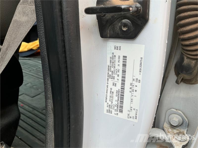 Ford F-350 Kamioni sa otvorenim sandukom