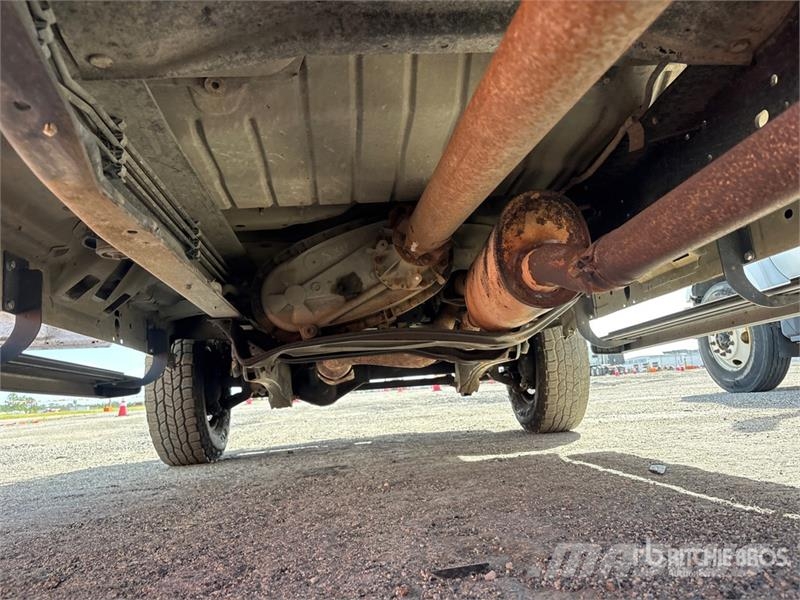 Ford F-350 Kabiny i wnętrze