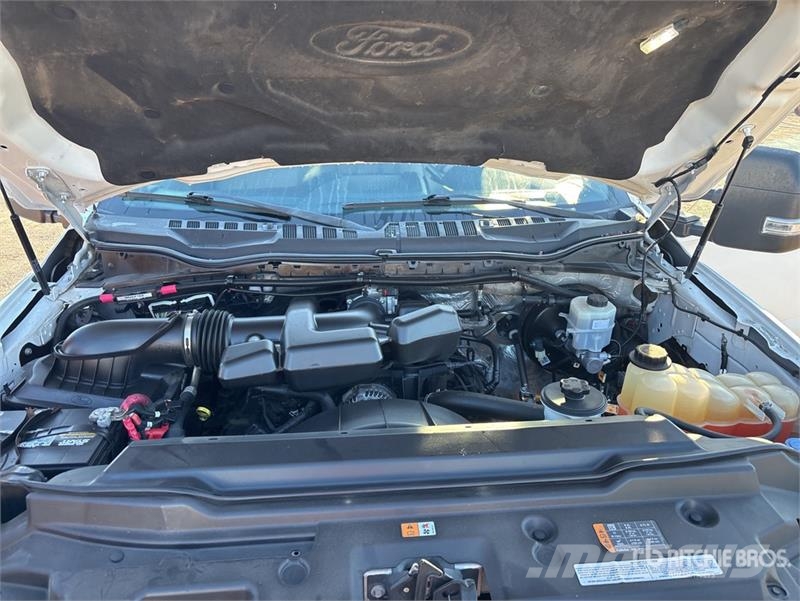 Ford F-350 ピックアップ／ドロップサイド
