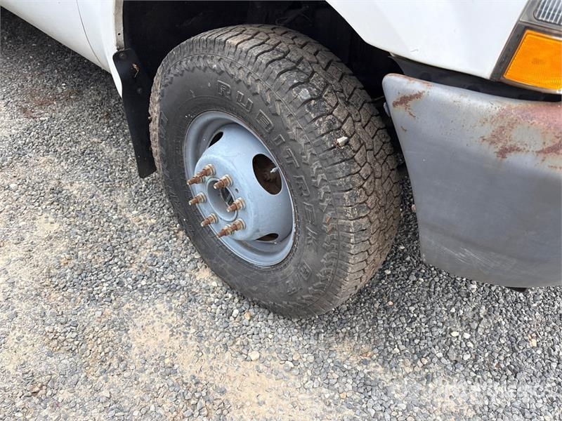 Ford F-350 Truck mounted platforms