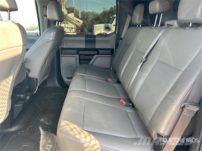 Ford F-350 Lava-kuorma-autot
