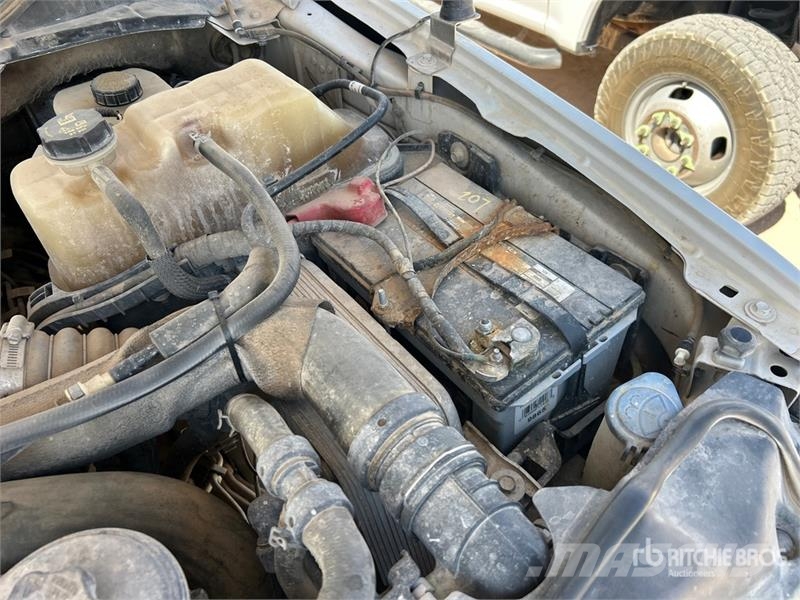 Ford F-350 플랫베드/드롭사이드 트럭