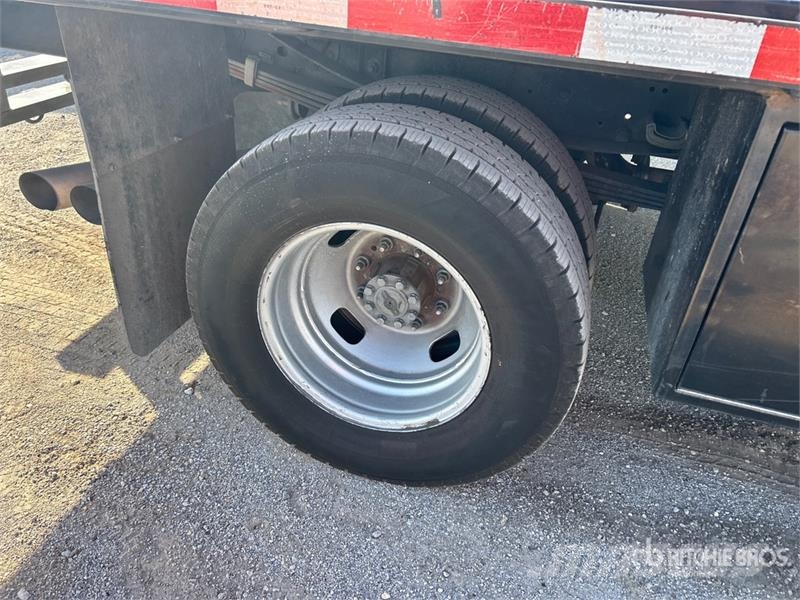 Ford F-350 Lava-kuorma-autot