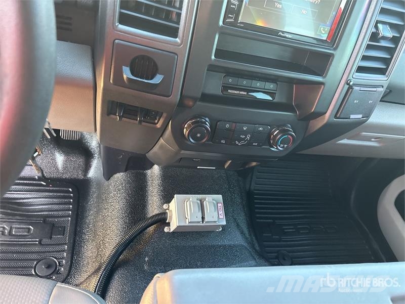 Ford F-350 ピックアップ／ドロップサイド