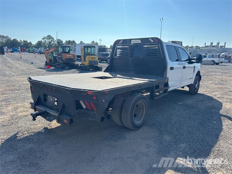 Ford F-350 Tovornjaki s kesonom/platojem