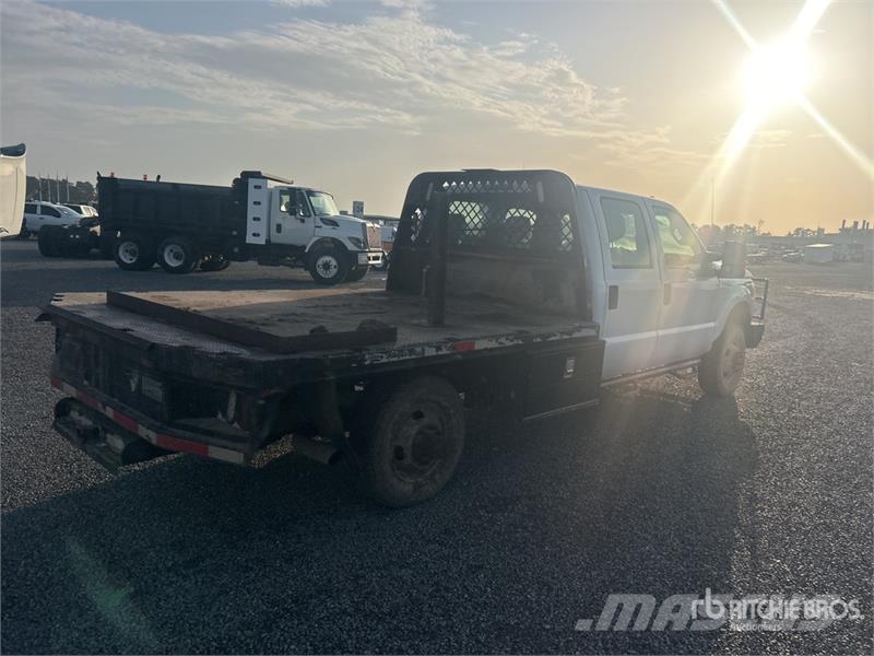 Ford F-350 Camiões estrado/caixa aberta