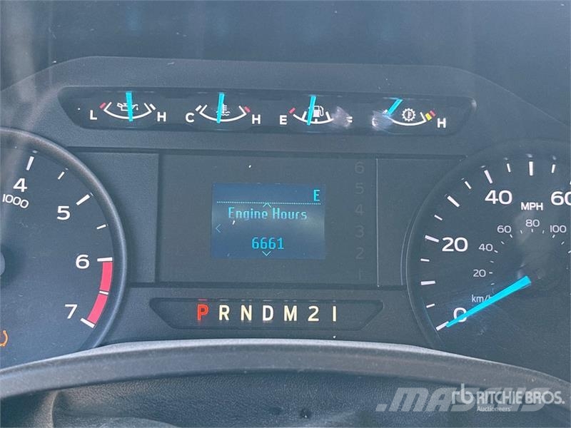 Ford F-350 Cabins and interior
