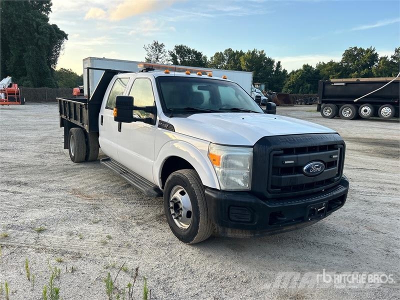 Ford F-350 Flatbed / Dropside trucks