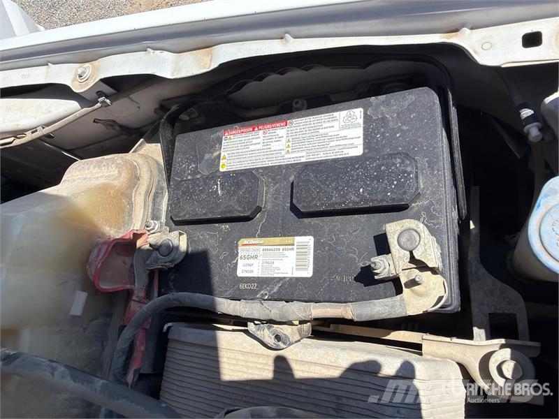 Ford F-350 Tovornjaki s kesonom/platojem