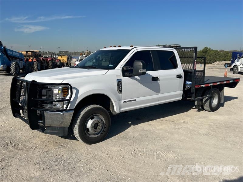 Ford F-350 Plošinové nákladné automobily/nákladné automobily so sklápacími bočnicami