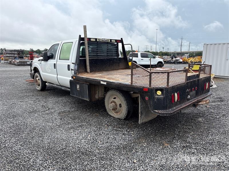 Ford F-350 Camiões estrado/caixa aberta