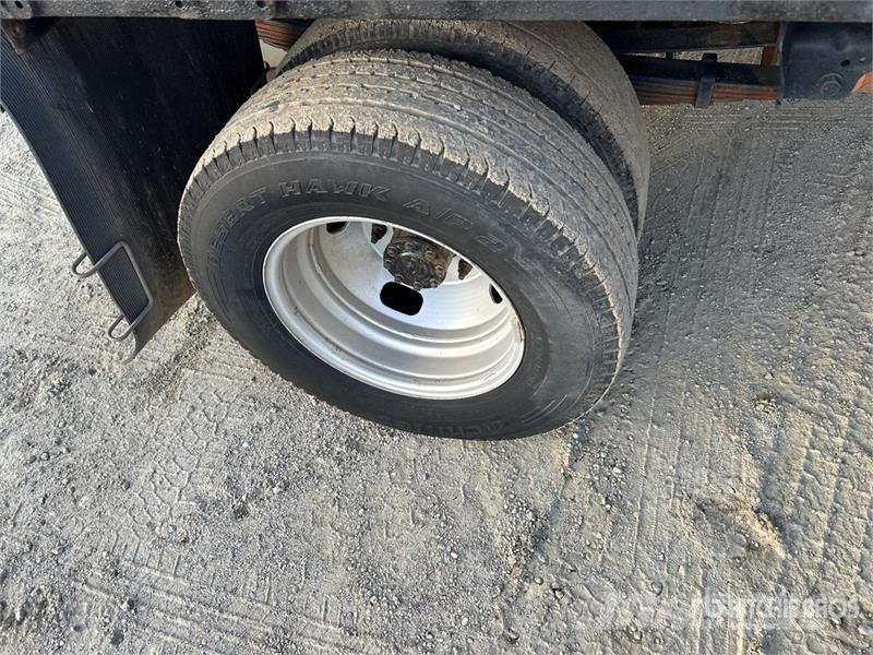 Ford F-350 Flatbed / Dropside trucks
