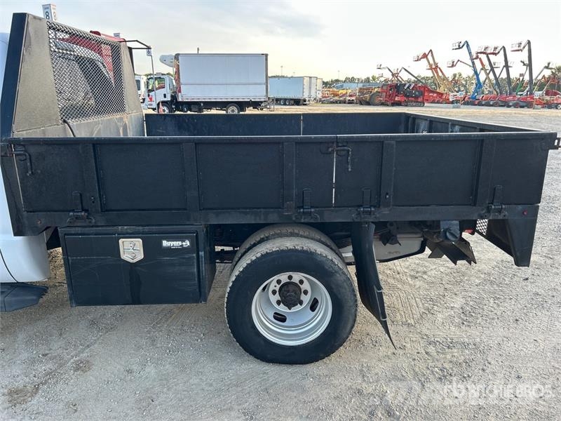 Ford F-350 Flatbed / Dropside trucks