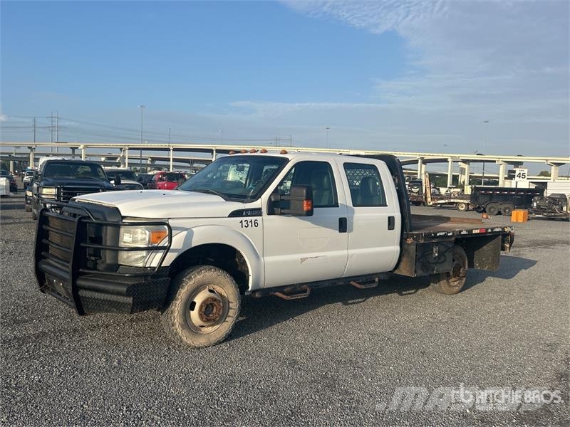 Ford F-350 Camiões estrado/caixa aberta