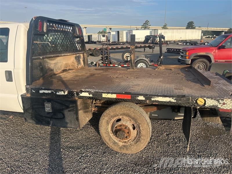 Ford F-350 Camiões estrado/caixa aberta