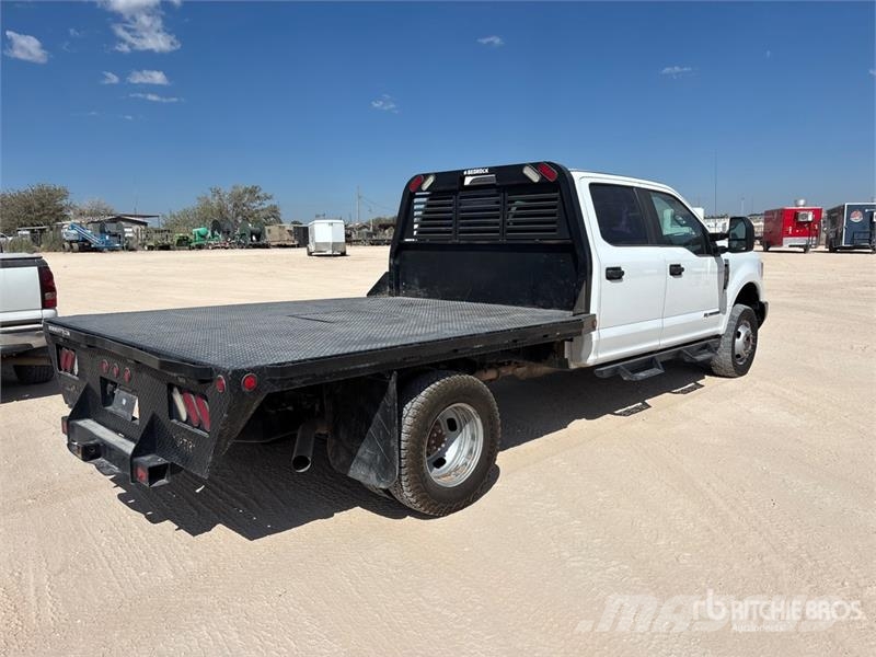 Ford F-350 Kamioni sa otvorenim sandukom