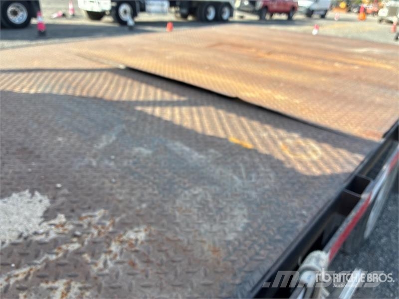 Ford F-350 Flatbed / Dropside trucks