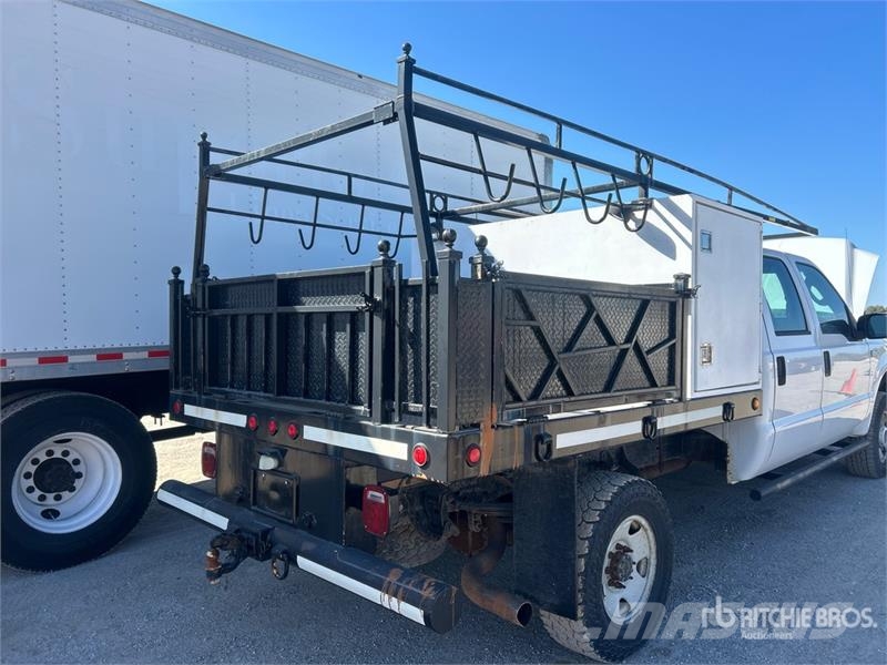 Ford F-350 Camiones de cama baja