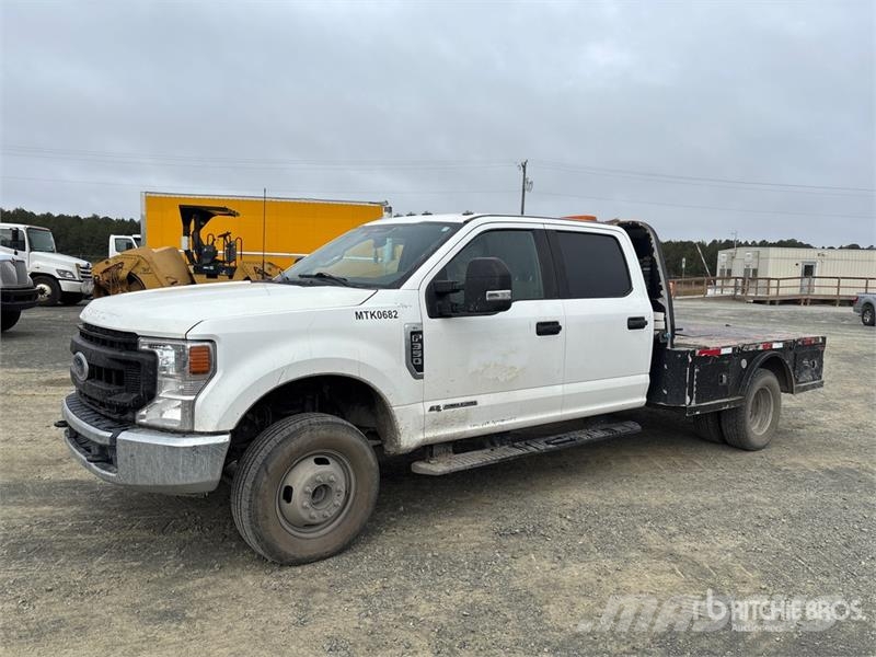 Ford F-350 Platós / Ponyvás teherautók