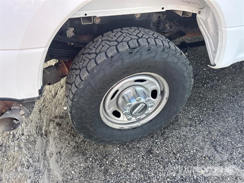 Ford F-350 Egyéb