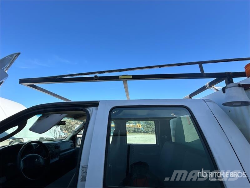 Ford F-350 Camiones de cama baja
