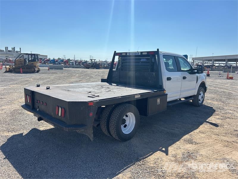 Ford F-350 Flatbed / Dropside trucks